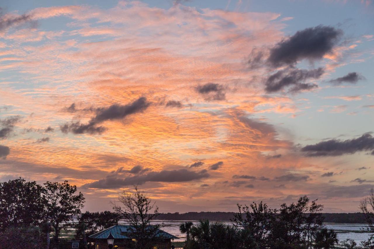 Captains Walk Condos Hilton Head Island Exterior photo